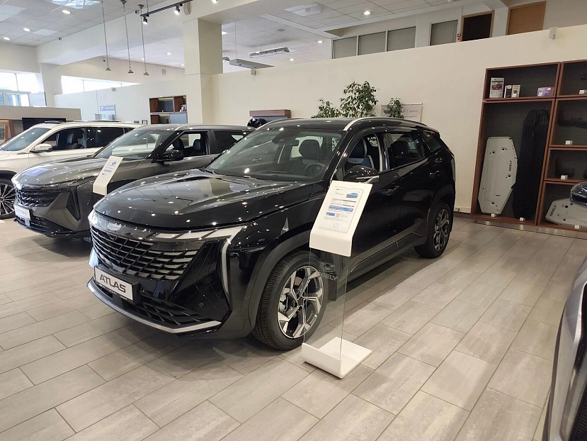 Geely AtlasFlagship 2.0T 8AT 4WD